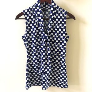 BR Factory Patterned Sleeveless Top